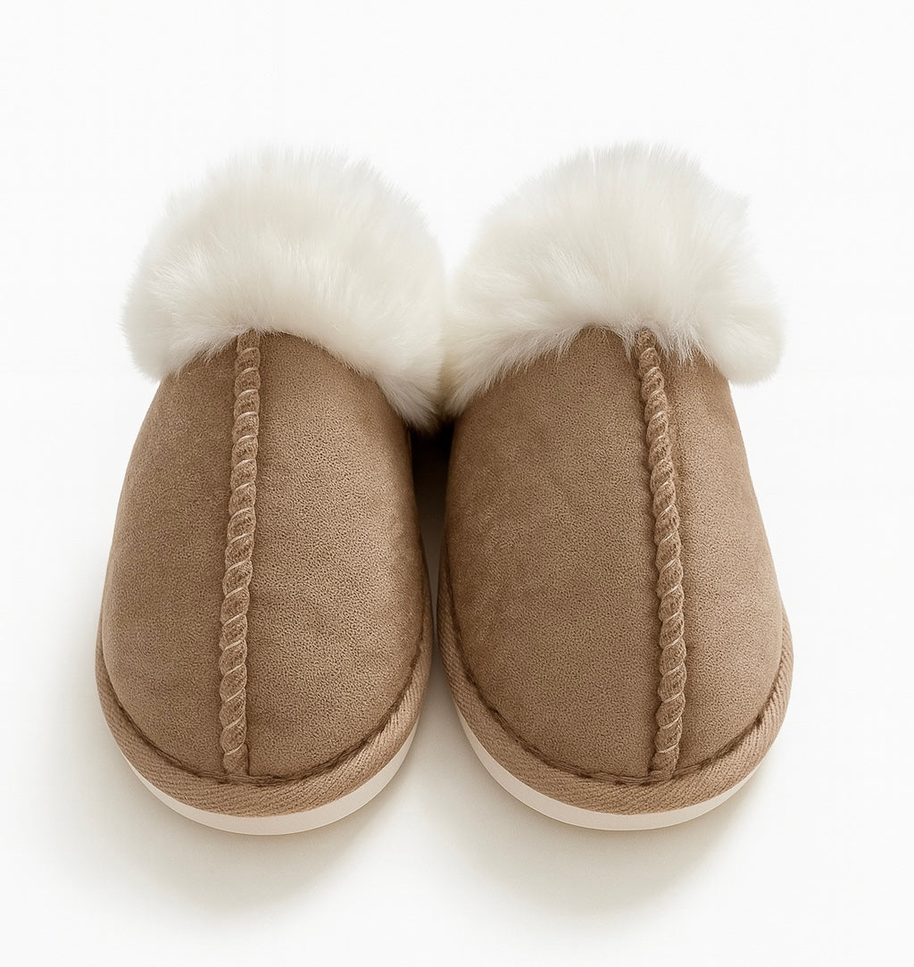 Pantoufles chaudes stylées femme beige